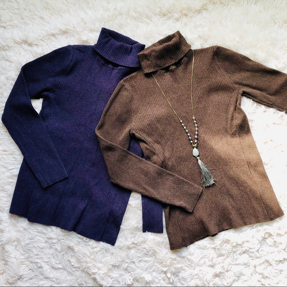 🛍BOGO Set of Turtle Neck Sweaters Brown Purple